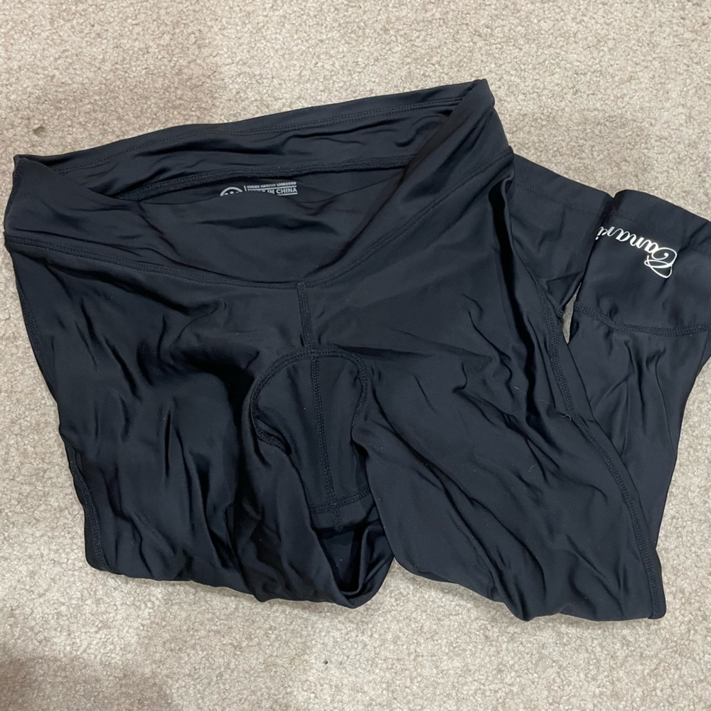 Canari Biker crops BLACK size small NWT